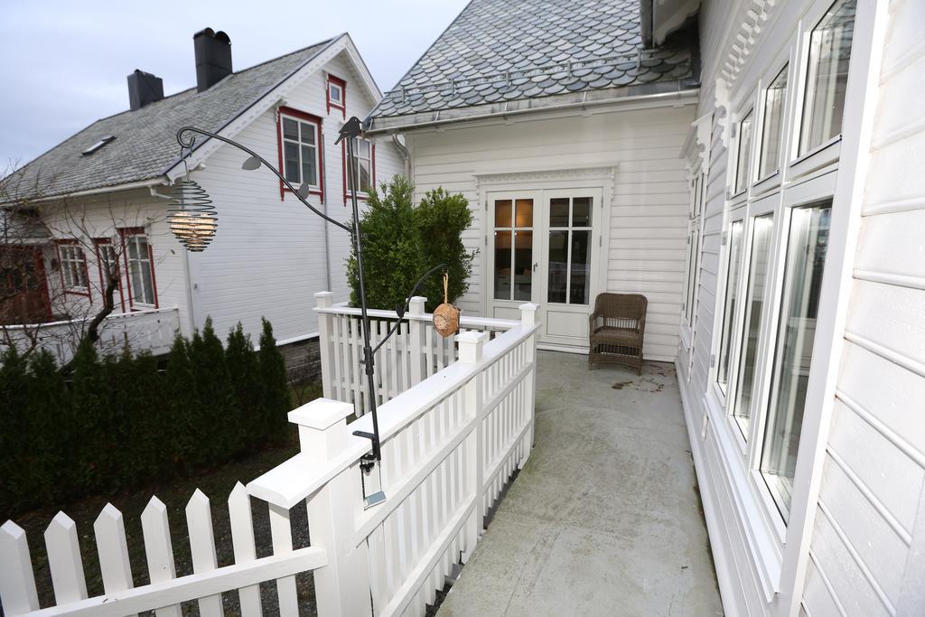 Alnes Gard Apartamento Ålesund Exterior foto